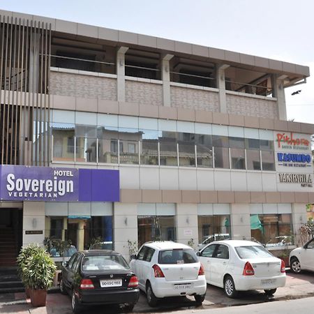 Hotel Sovereign Daman Exterior foto